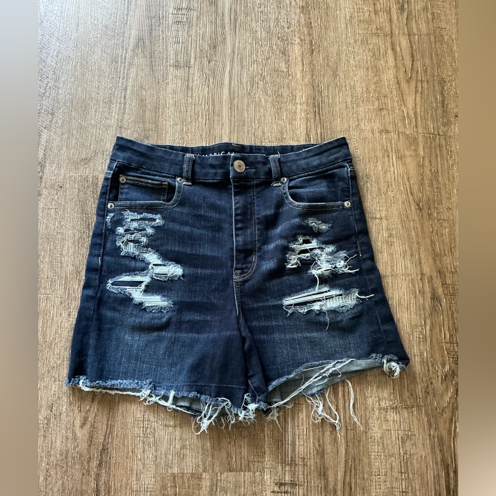 American Eagle Stretch Distressed High Waisted Denim Shorts Size 10